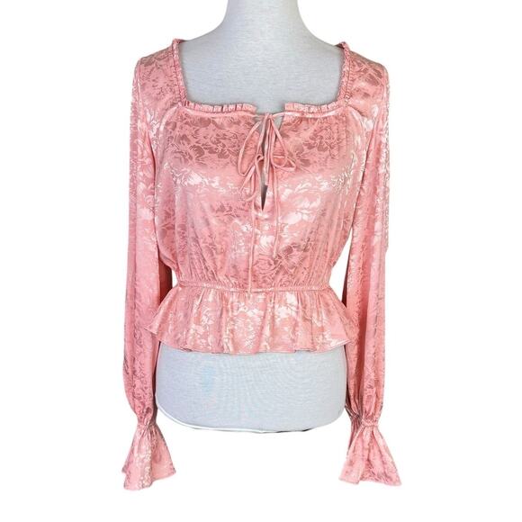 Divine Heritage Pink Floral Jacquard Satin Long Sleeve Peasantcore Blouse - Picture 3 of 13